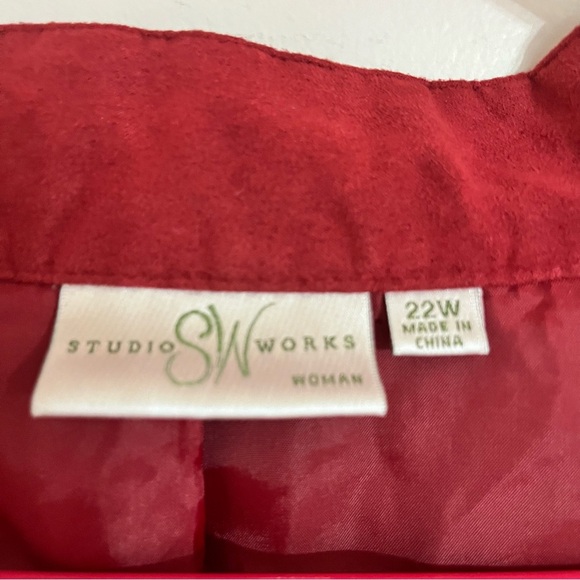 Women’s Studio Works Faux Suede Full Zip Jacket Size 22 W Burgundy Red - Picture 8 of 10